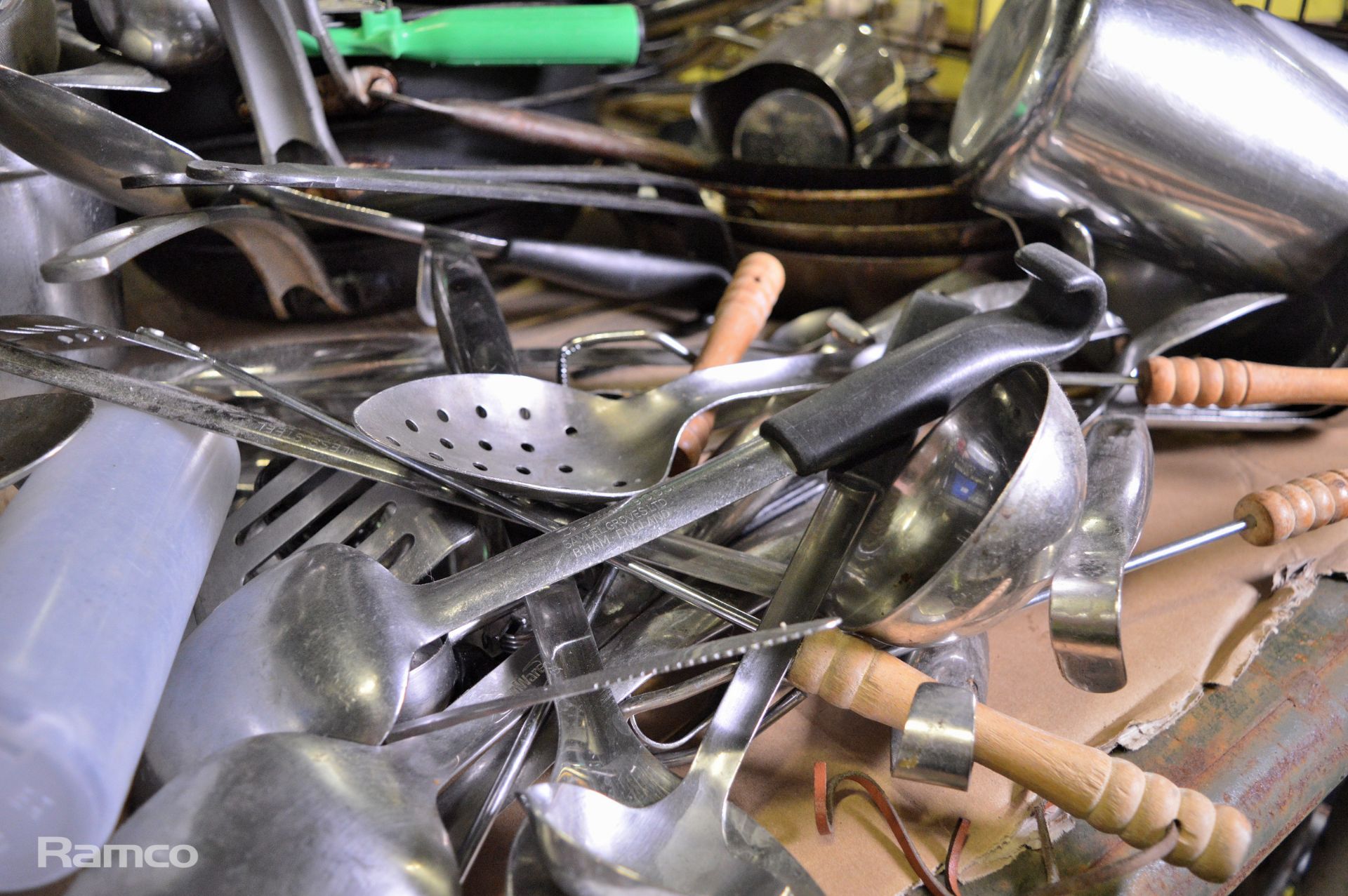 Various Cooking utensils & pans - Image 5 of 5