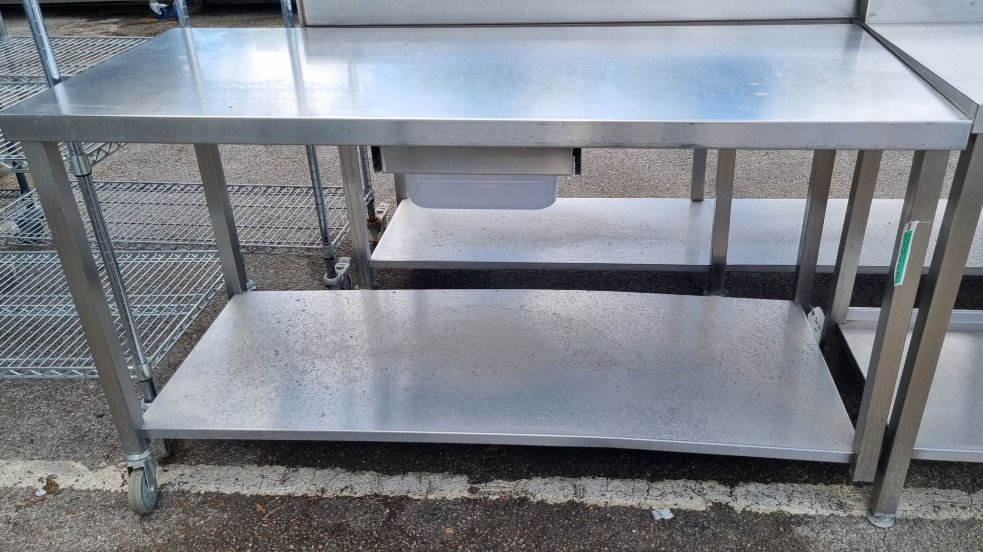 Stainless steel table on wheels - L160 x W65 x H89cm - Image 2 of 2