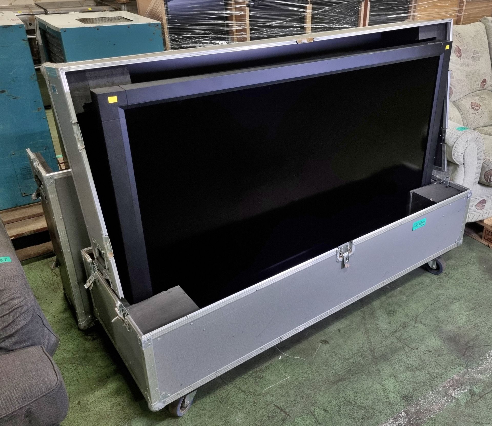 NEC multisync LCD6520L Monitor With case L 167 x W 60 x H 118cm - Image 2 of 3