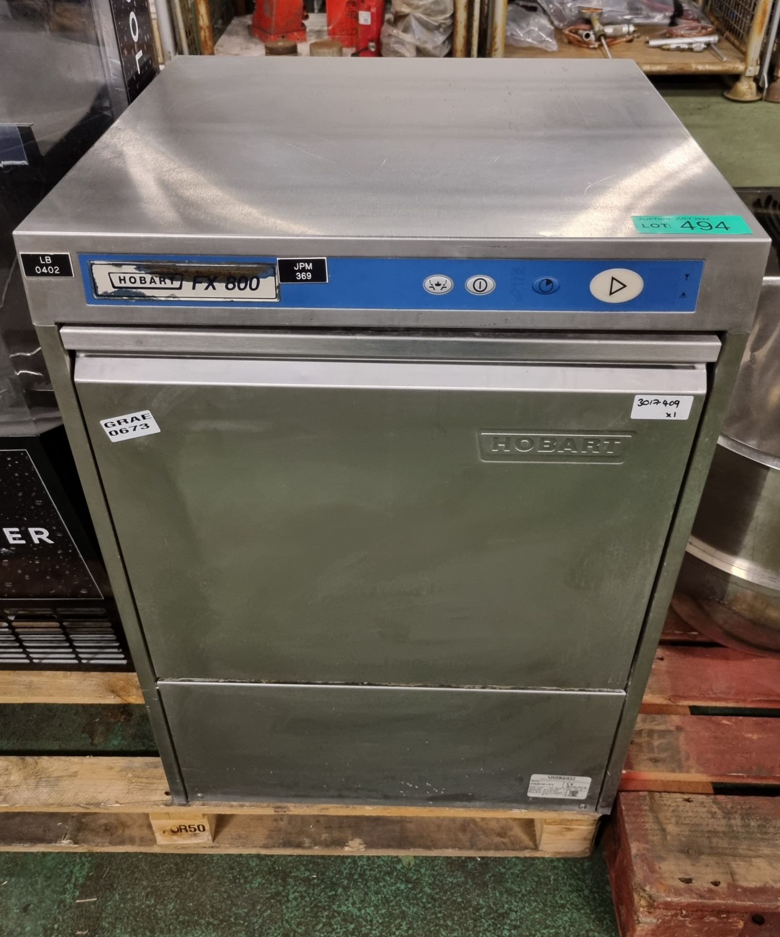 Hobart FX800 under-counter dishwasher 60x60x75