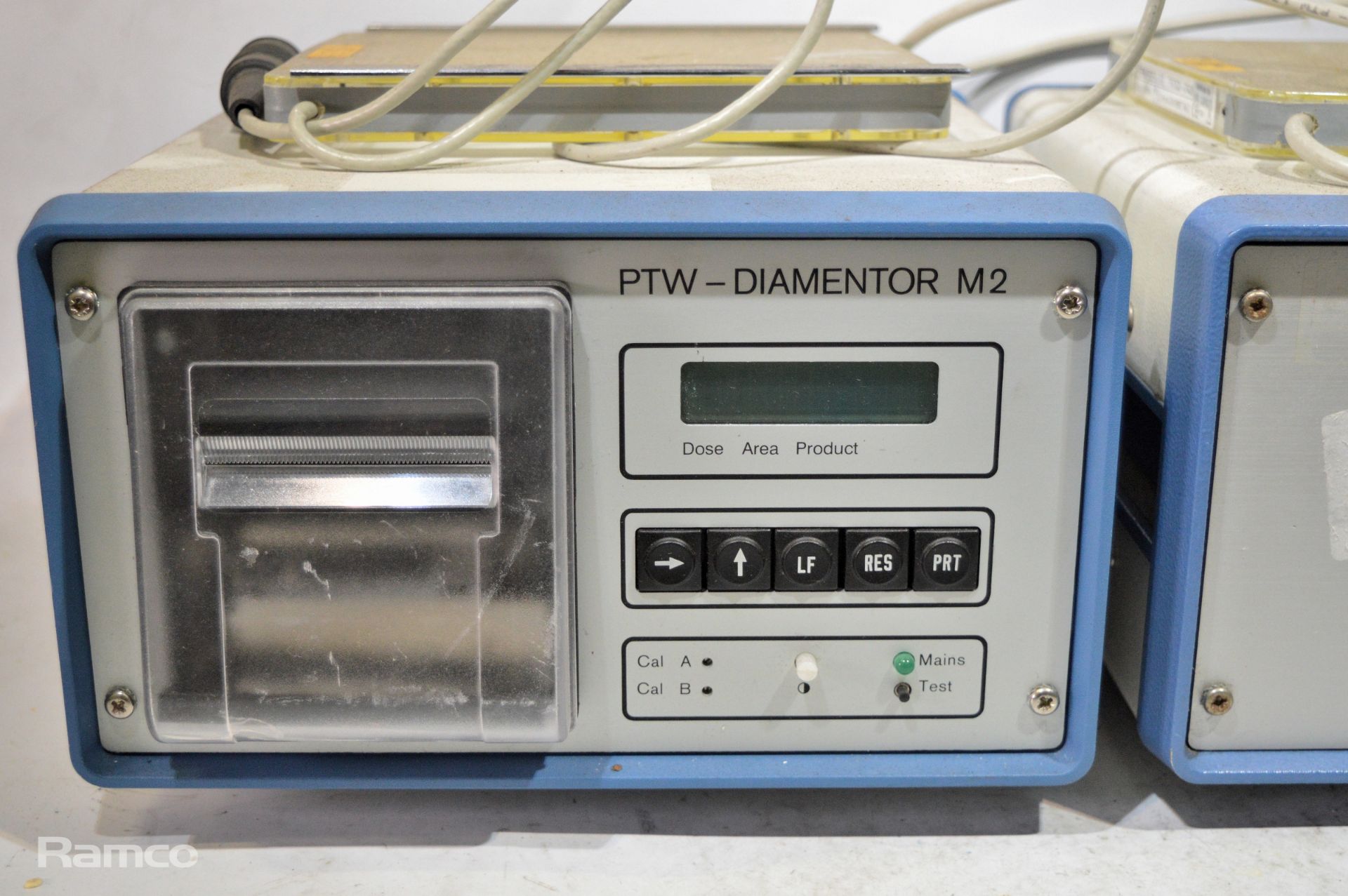 2x PTW diamentor area radiation dose monitors with probe - Image 2 of 6