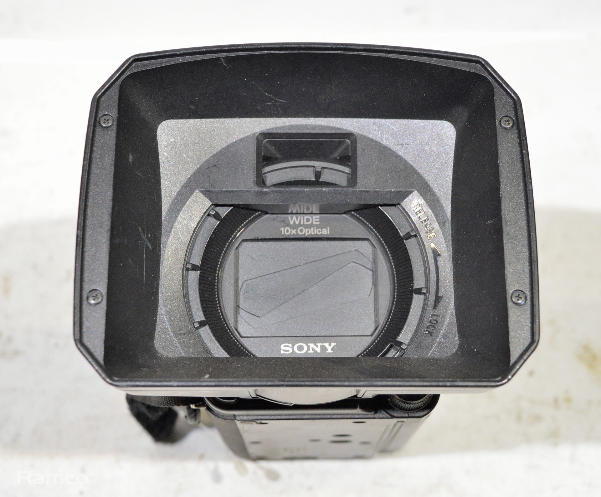 3x Sony HDR-CX730 Handycams 24.1megapixel - Image 8 of 8