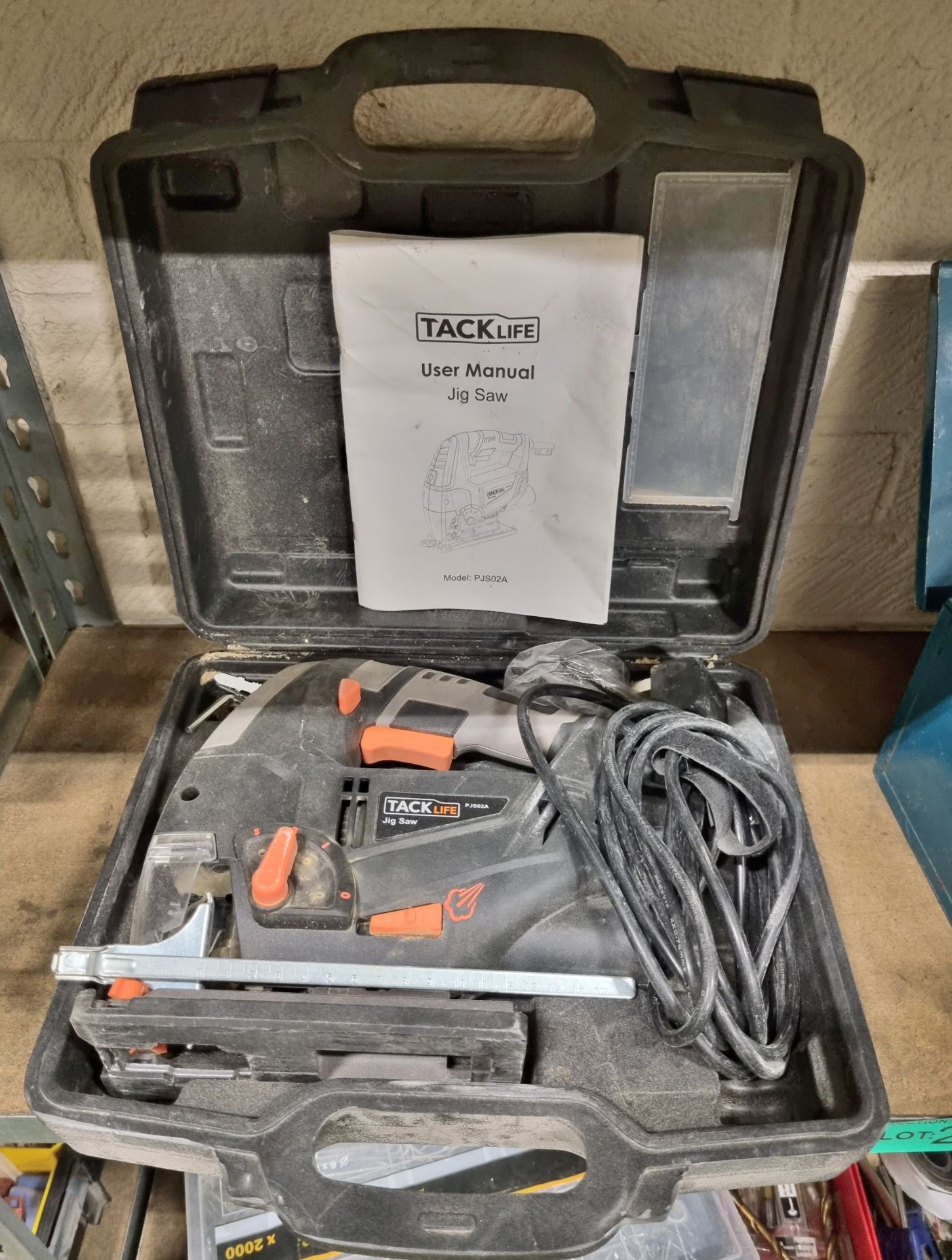 Tacklife Jigsaw in case & 2x Angle grinders (Makita & Vonhaus) in Makita case - Image 2 of 7
