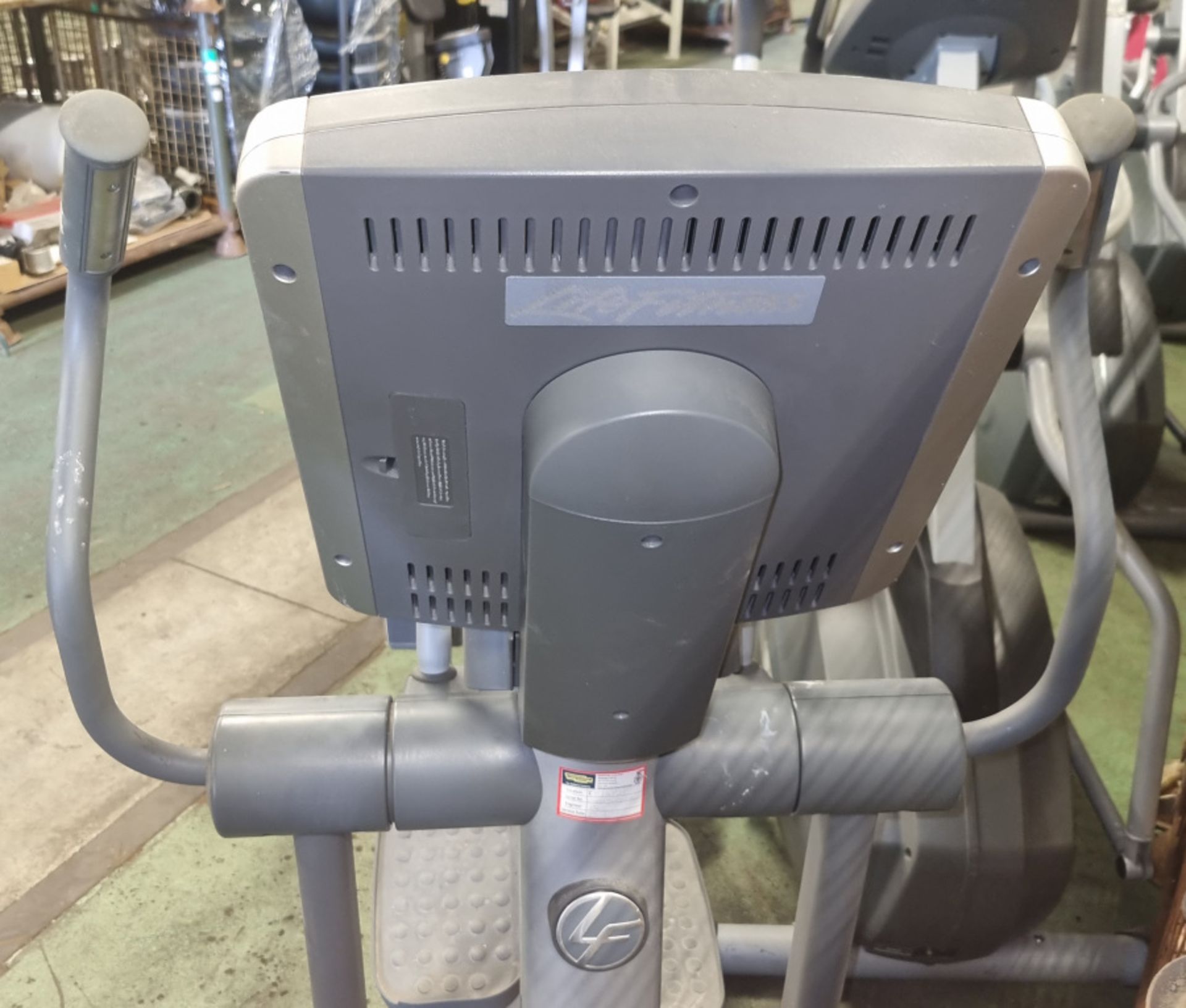 Life Fitness Fit Stride cross trainer L78 x W270 x H160cm - Image 6 of 6