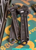 4x Adjustable wrenches