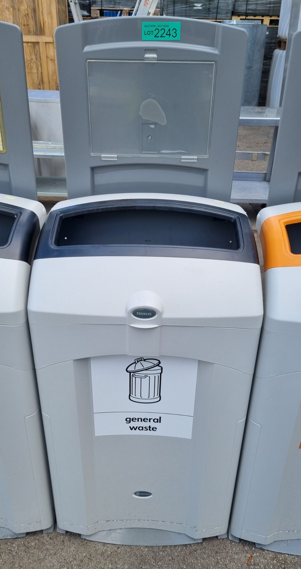 Plastic general waste bin - black and grey - Image 2 of 2