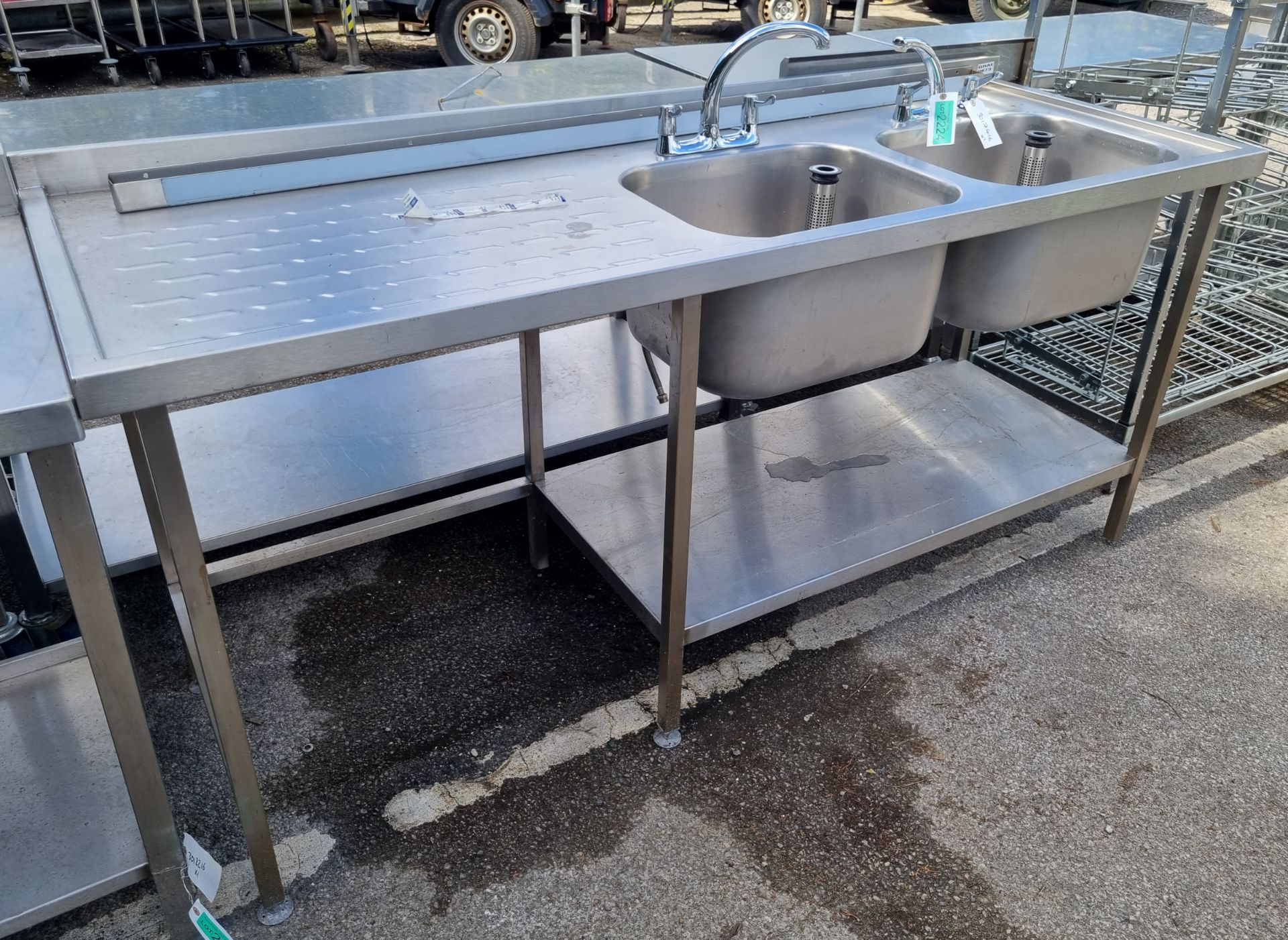 Double sink unit with mixer taps - L200 x D70 x H100cm - Image 4 of 4