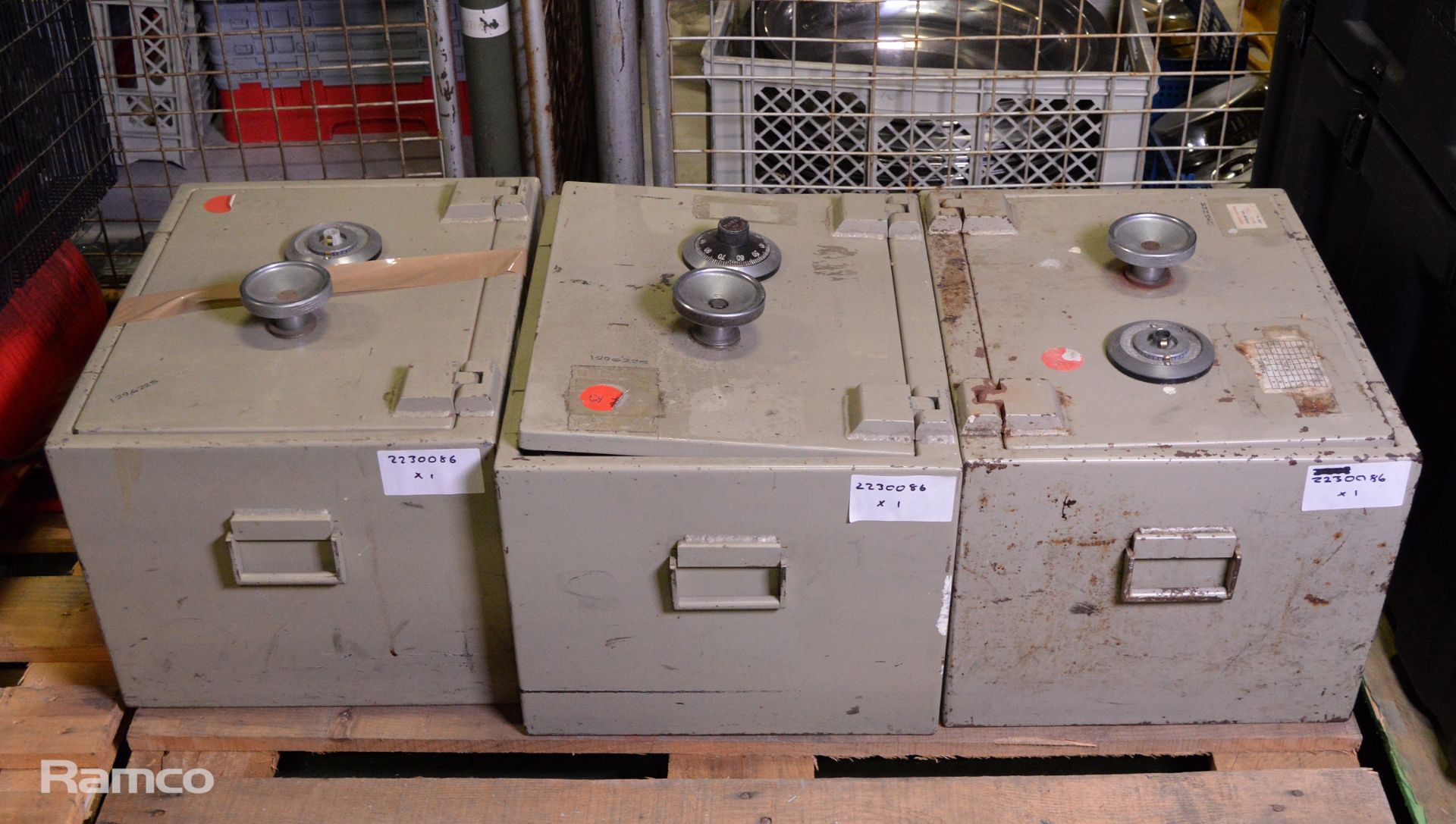 3x Combination safes L 40 x W 38 x H 50 cm (AS SPARES OR REPAIRS)