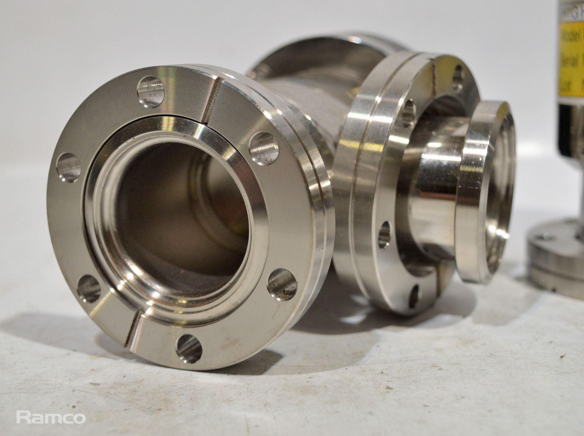 2x Scanwell Conflat Bellows Vacuum Valves - Image 2 of 3