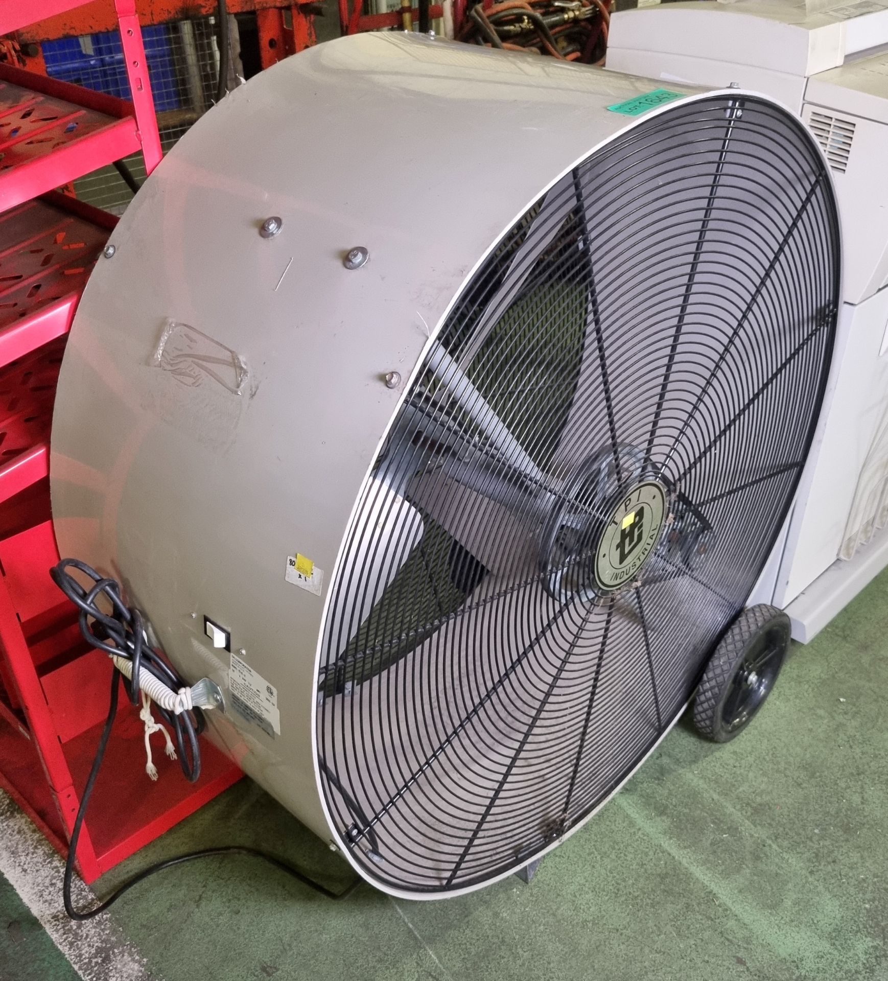 TIP corporation PB 42-B circulating fan - Image 2 of 4