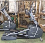 Johnson E8000 cross trainer L60 x W190 x H170cm