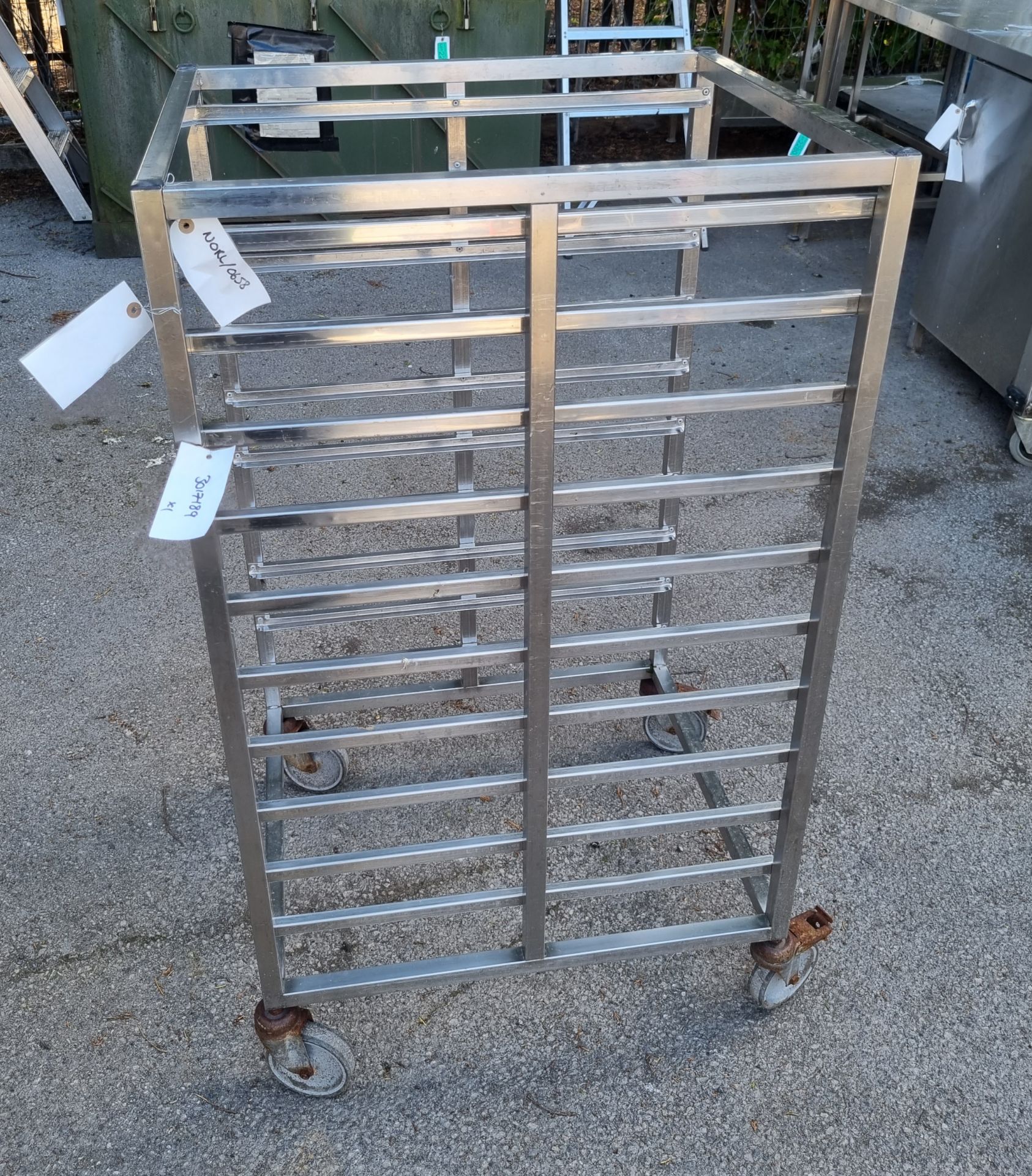 Tray trolley - L60 x D70 x H120cm