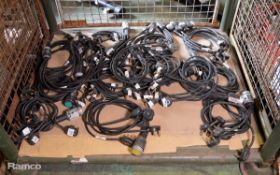 14x PRG Female Socapex Spider Fan-In to 15A Plug Cables 1M