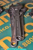 4x Adjustable wrenches