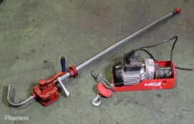 WS16 Hand pump L 21 x W 21 x H 124 cm, Hilka 250kg electric hoist