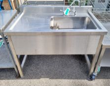 Stainless steel single sink - L120 x W70 x H100cm