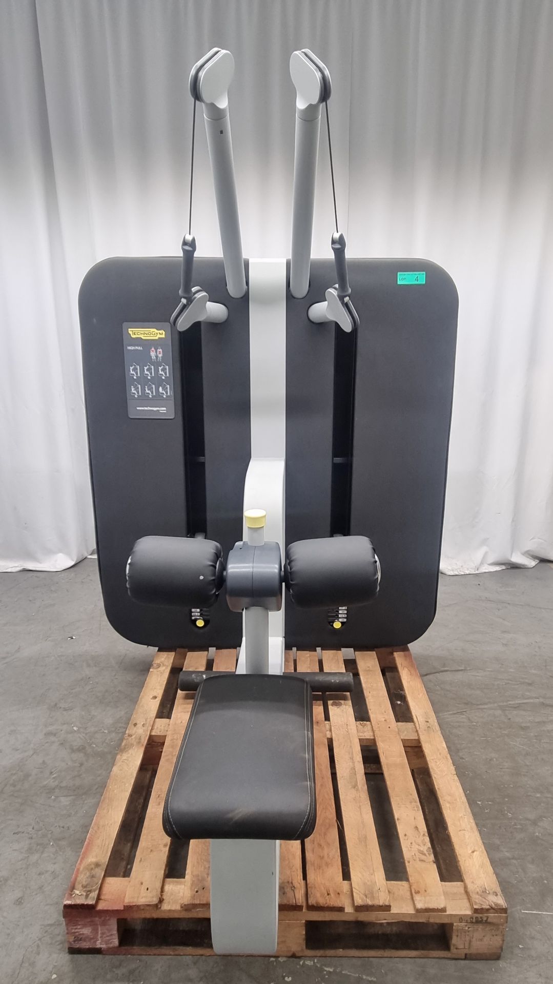 Technogym Kinesis High Pull Gym Station - Image 2 of 10