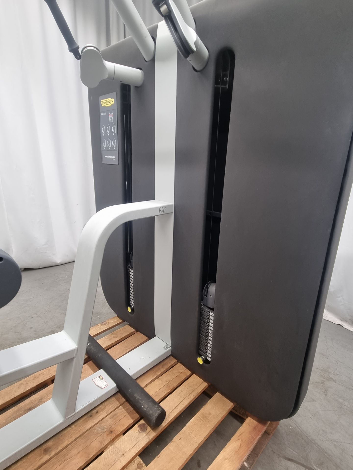 Technogym Kinesis High Pull Gym Station - Image 4 of 10