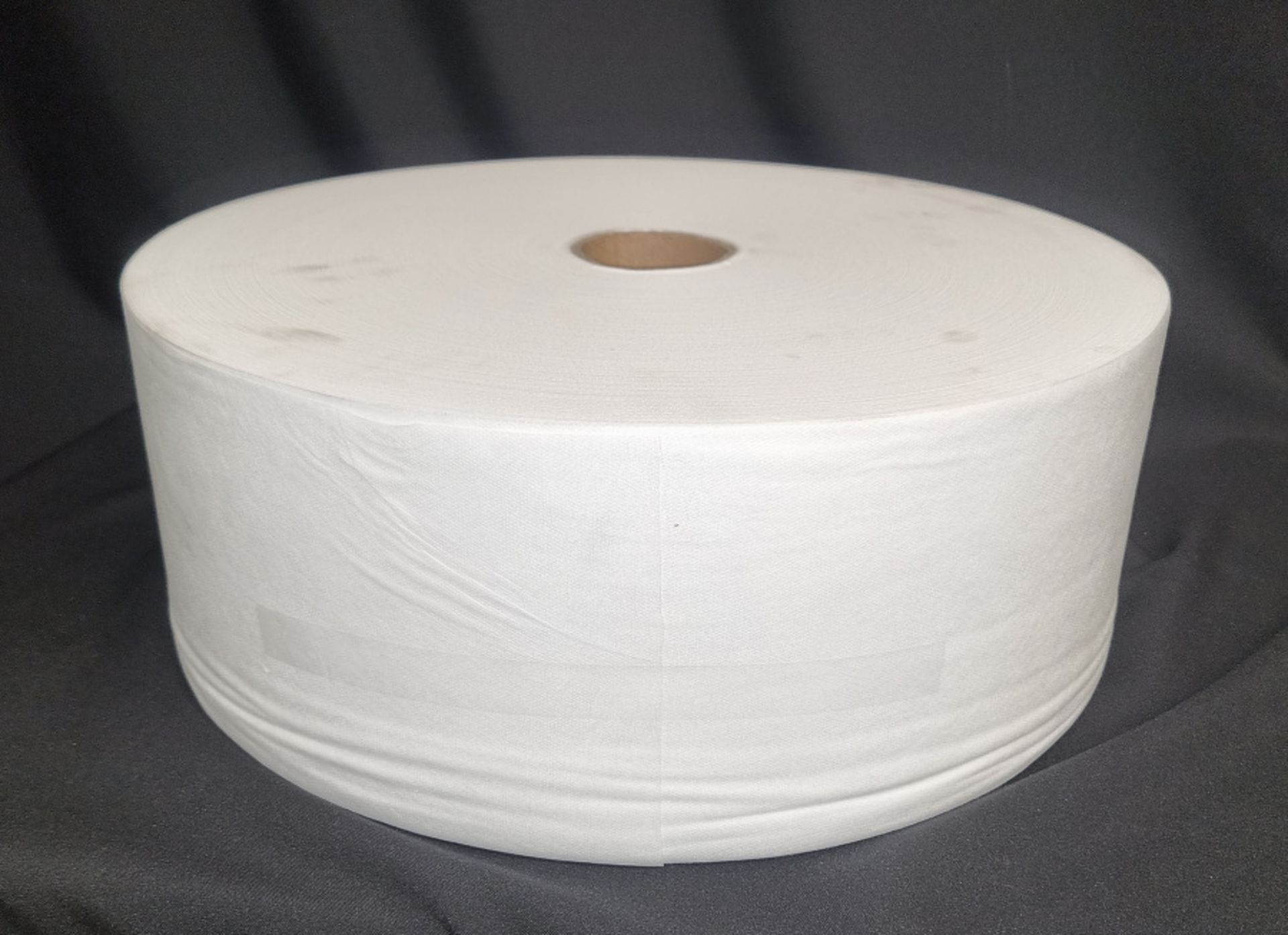 40x Rolls of 35G/m2 Spunbond Polypropylene - W19.5cm x L1500m - Image 2 of 3