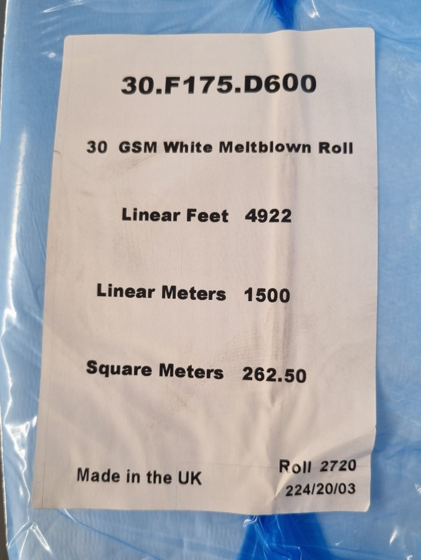 42x Rolls of 30GSM white Meltblown Polypropylene - L1500m - Image 4 of 4