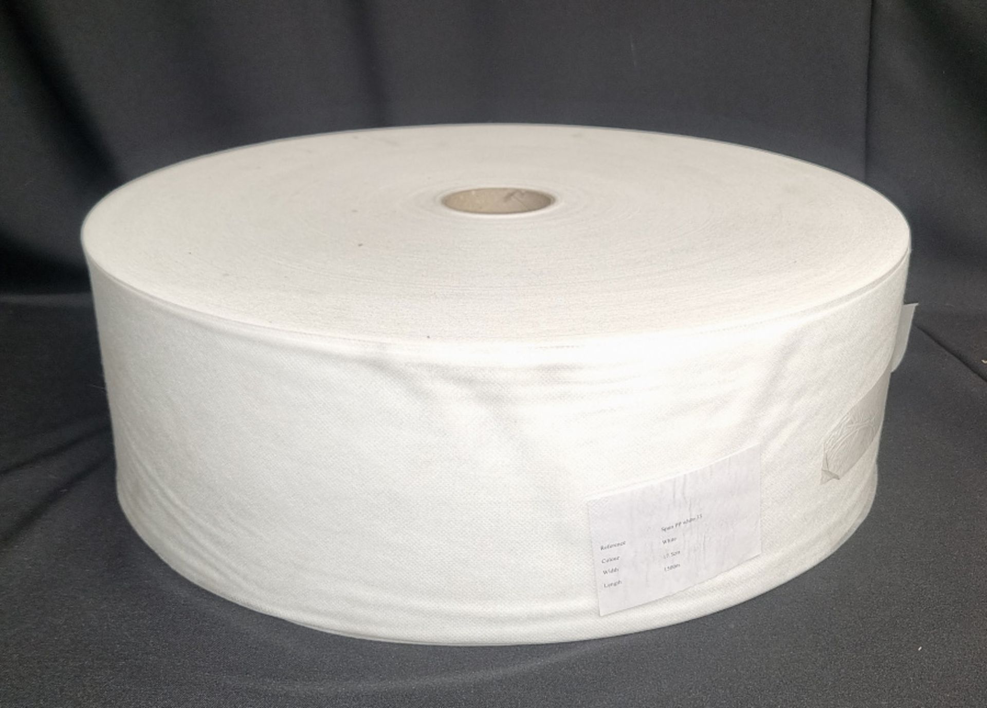 40x Rolls of 35G/m2 Spunbond Polypropylene - W19.5cm x L1500m - Image 2 of 3