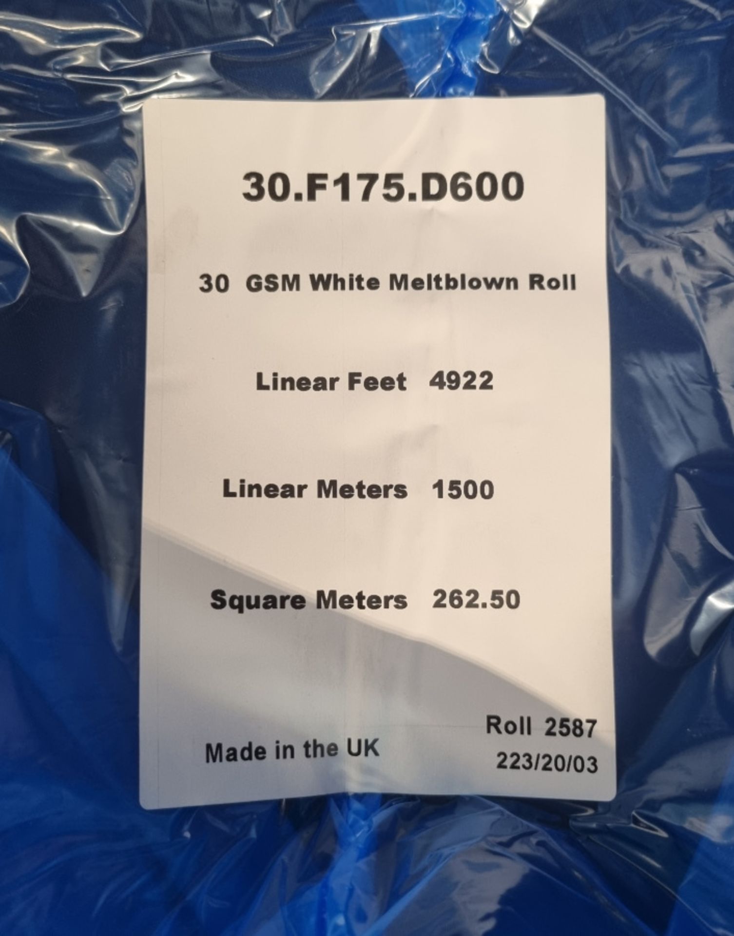 44x Rolls of 30GSM white Meltblown Polypropylene - L1500m - Image 4 of 4