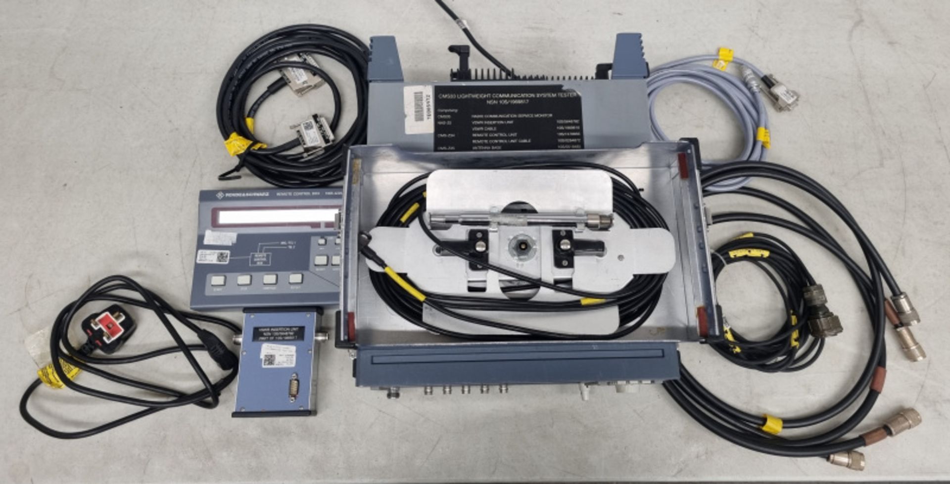 Rohde & Schwarz CMS33 Radiocommunication Service Monitor 0.4 - 1000mhz - 840.0009.34 - Image 3 of 8