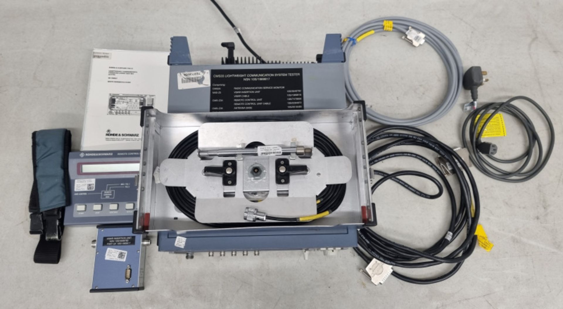 Rohde & Schwarz CMS33 Radiocommunication Service Monitor 0.4 - 1000mhz - 840.0009.34 - Image 3 of 8