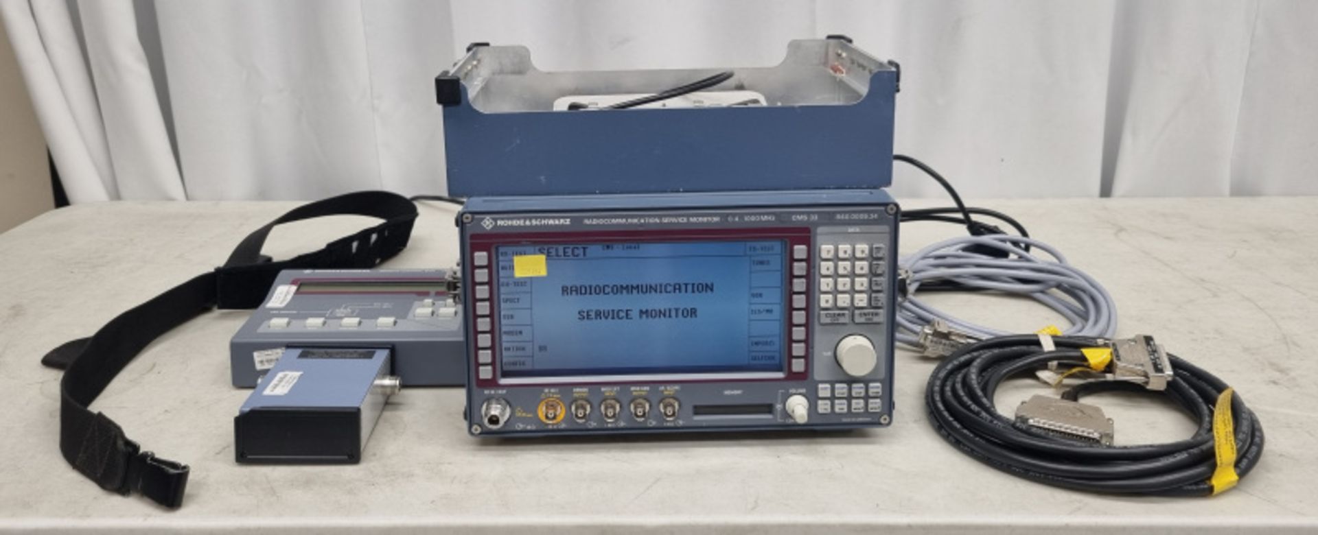 Rohde & Schwarz CMS33 Radiocommunication Service Monitor 0.4 - 1000mhz - 840.0009.34