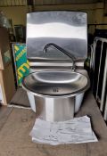 Basix wash basin & tap assembly