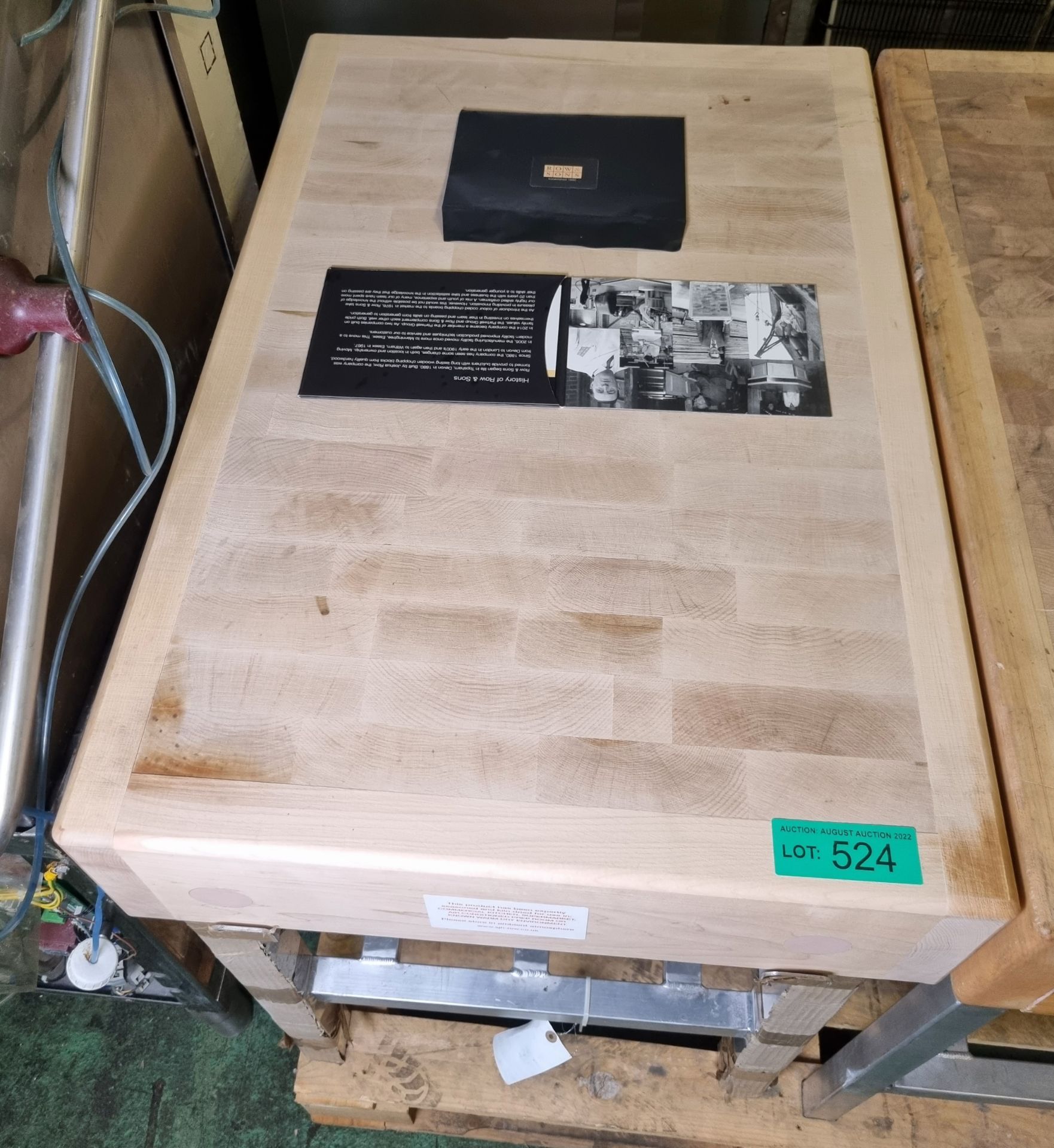 Wooden butchers block on alloy frame - L93 x W62 x H85cm - Image 2 of 4