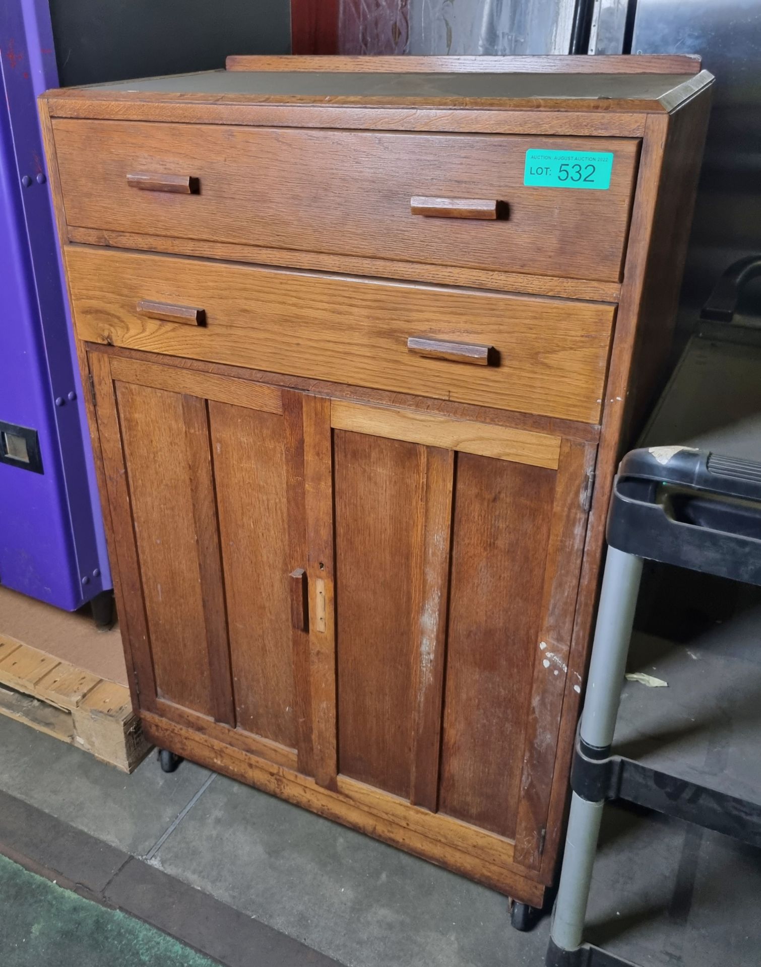2 drawer 3 shelf wooden cabinet - L85 x W50 x H130cm - Image 2 of 7
