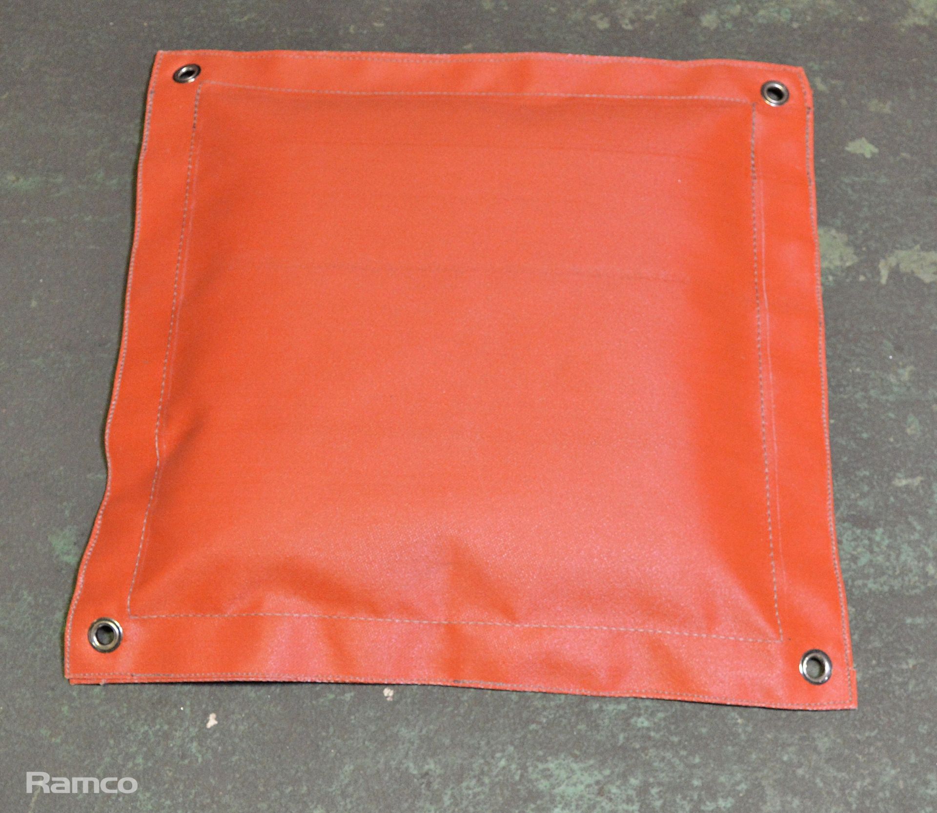 23x Vigilant fire cushions L59 x W59 cm - Image 2 of 3