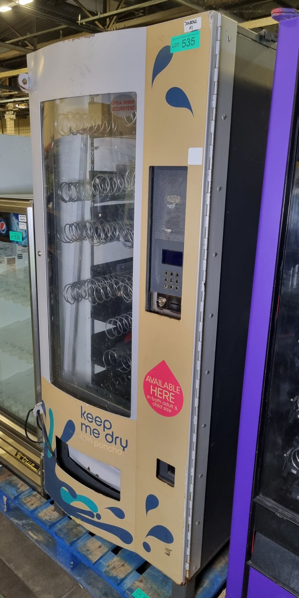 GPE Vendore DRX-30 vending machine - 230v - 50/60hz - NO KEYS - Image 2 of 3