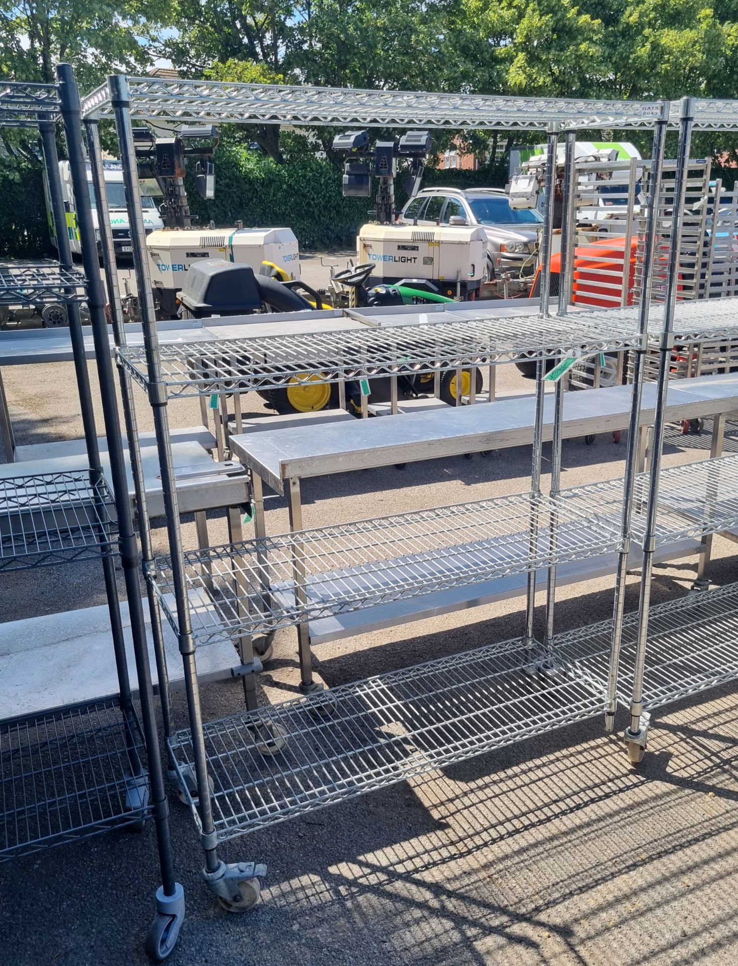 Stainless steel 4 tier wire racking L119 X W60 x H179Cm - Image 2 of 2