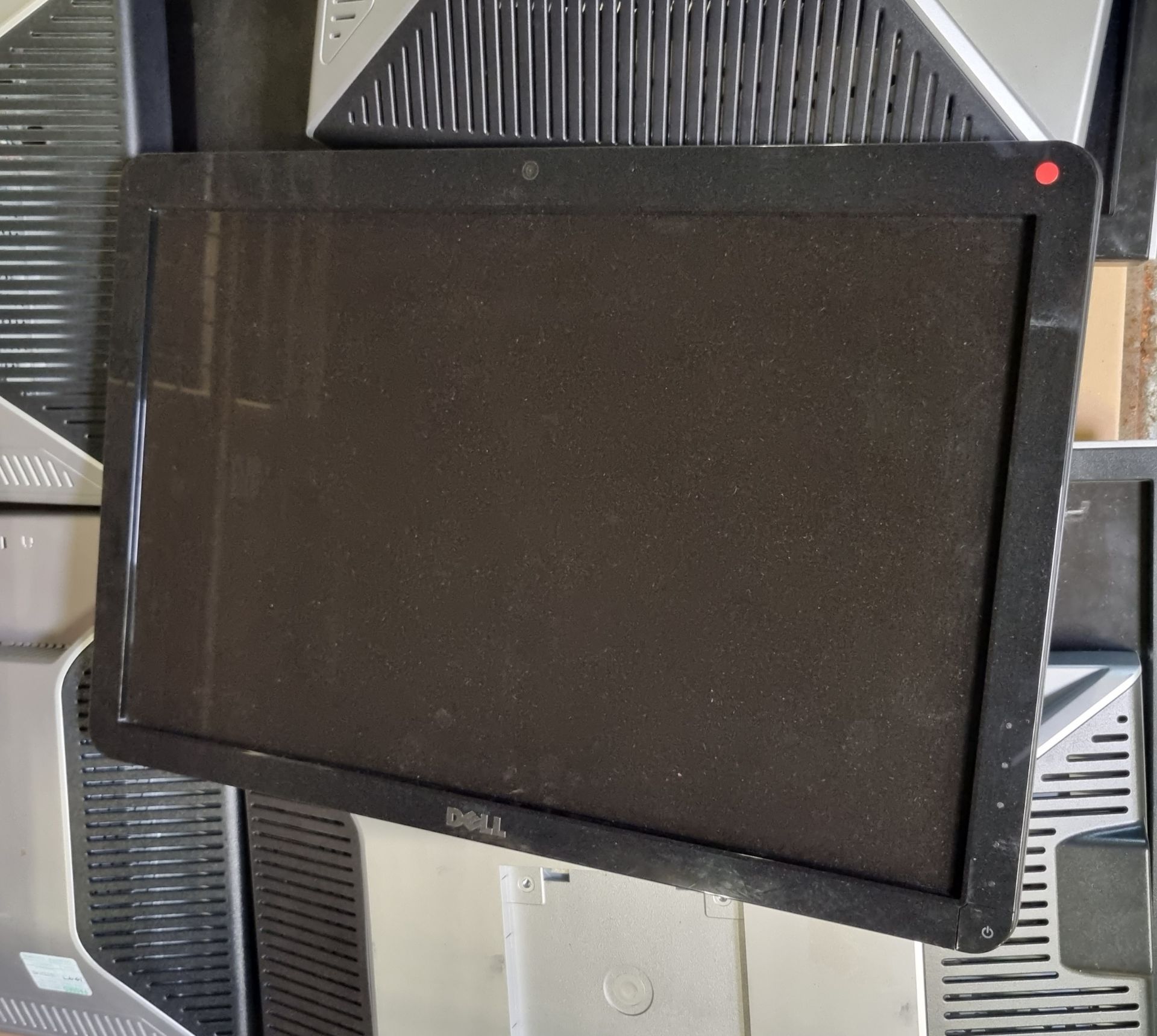 Various size Dell Monitors 100/20V 50/60Hz - no stand - Image 4 of 4