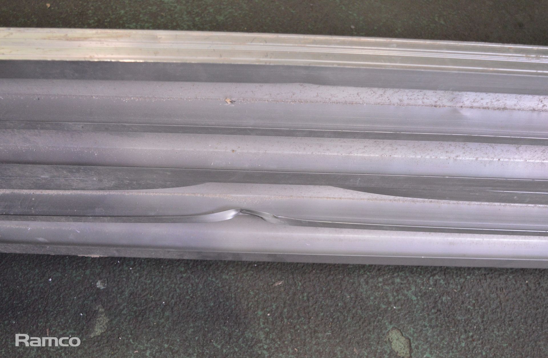 Aluminium folding single platform - see pictures for condition - Image 3 of 4