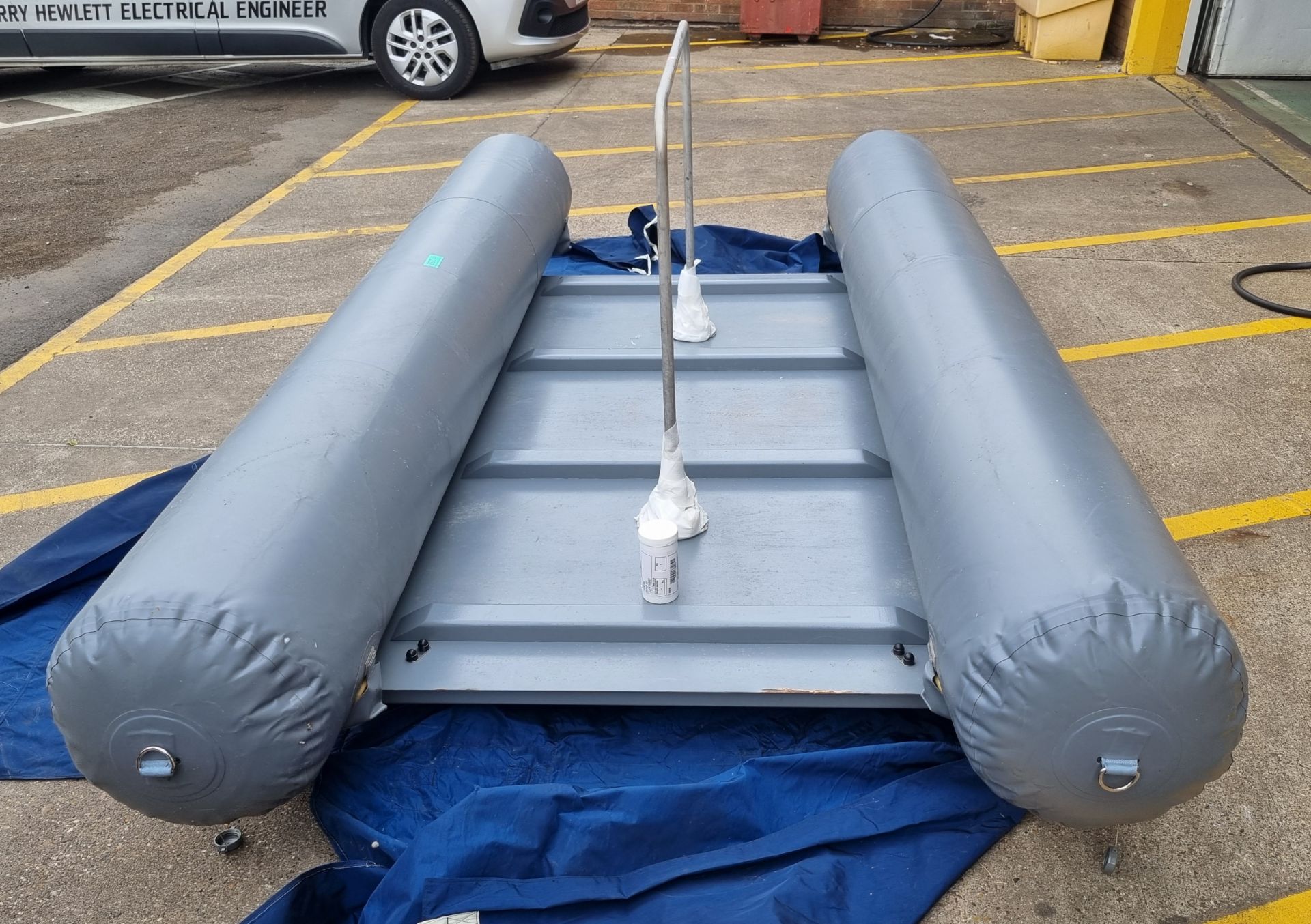 Avon Inflatable Maintenance Punt - L 260 x W 150 cm - Image 11 of 16