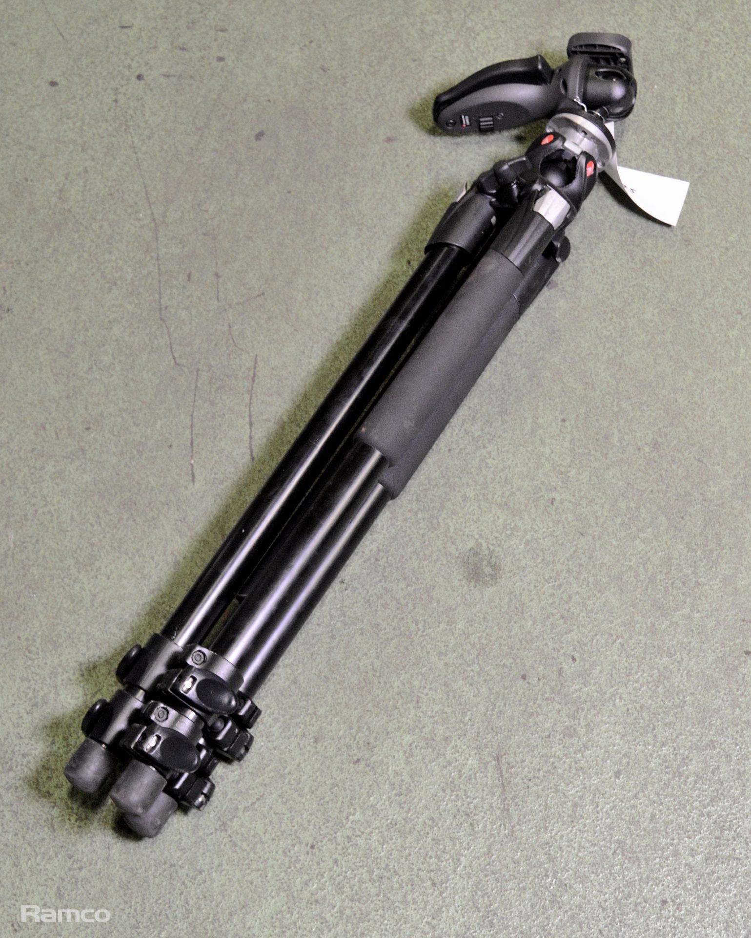 Manfrotto 055XPROB Tripod - Image 5 of 5