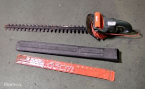 Black & Decker 63cm GT360 electric hedge trimmer 230v