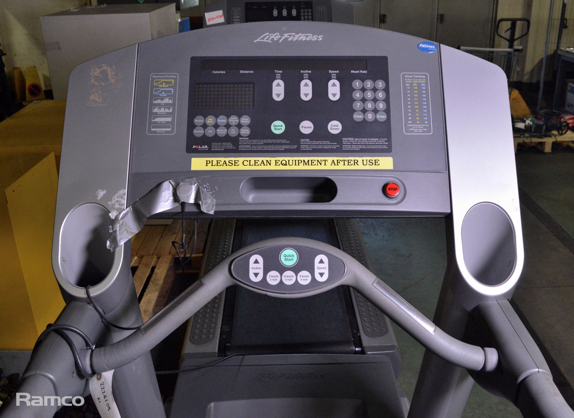 Life Fitness 95TI treadmill with flex deck system - Image 3 of 7