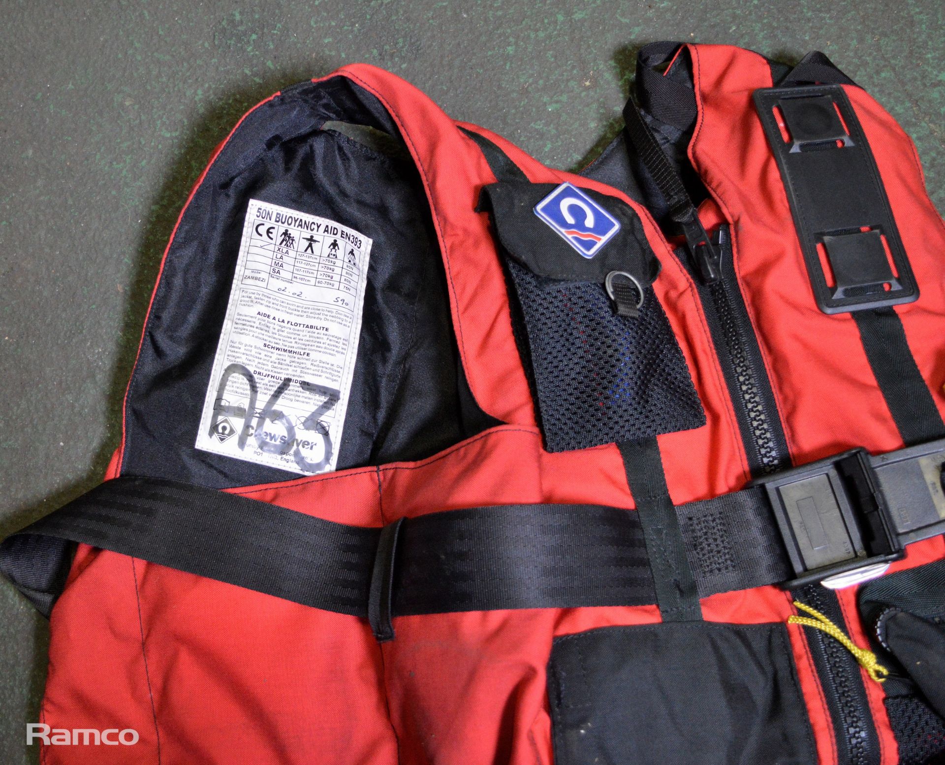 19x Crewsaver 50N buoyancy aid EN 393 life vests - XL - Image 3 of 5