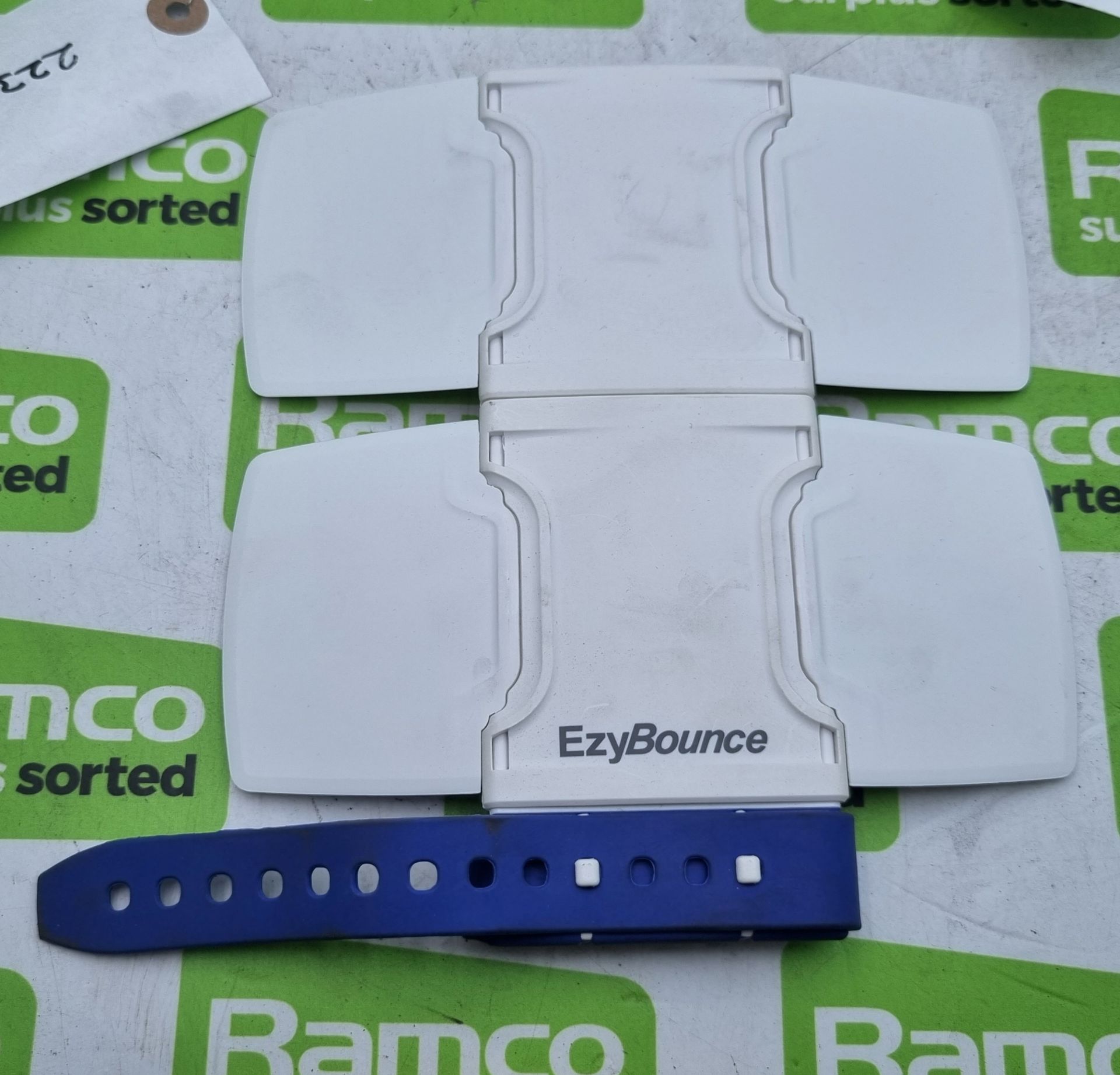 Lastolite LS2810 EzyBounce Foldable Compact Bounce Card - Image 3 of 5
