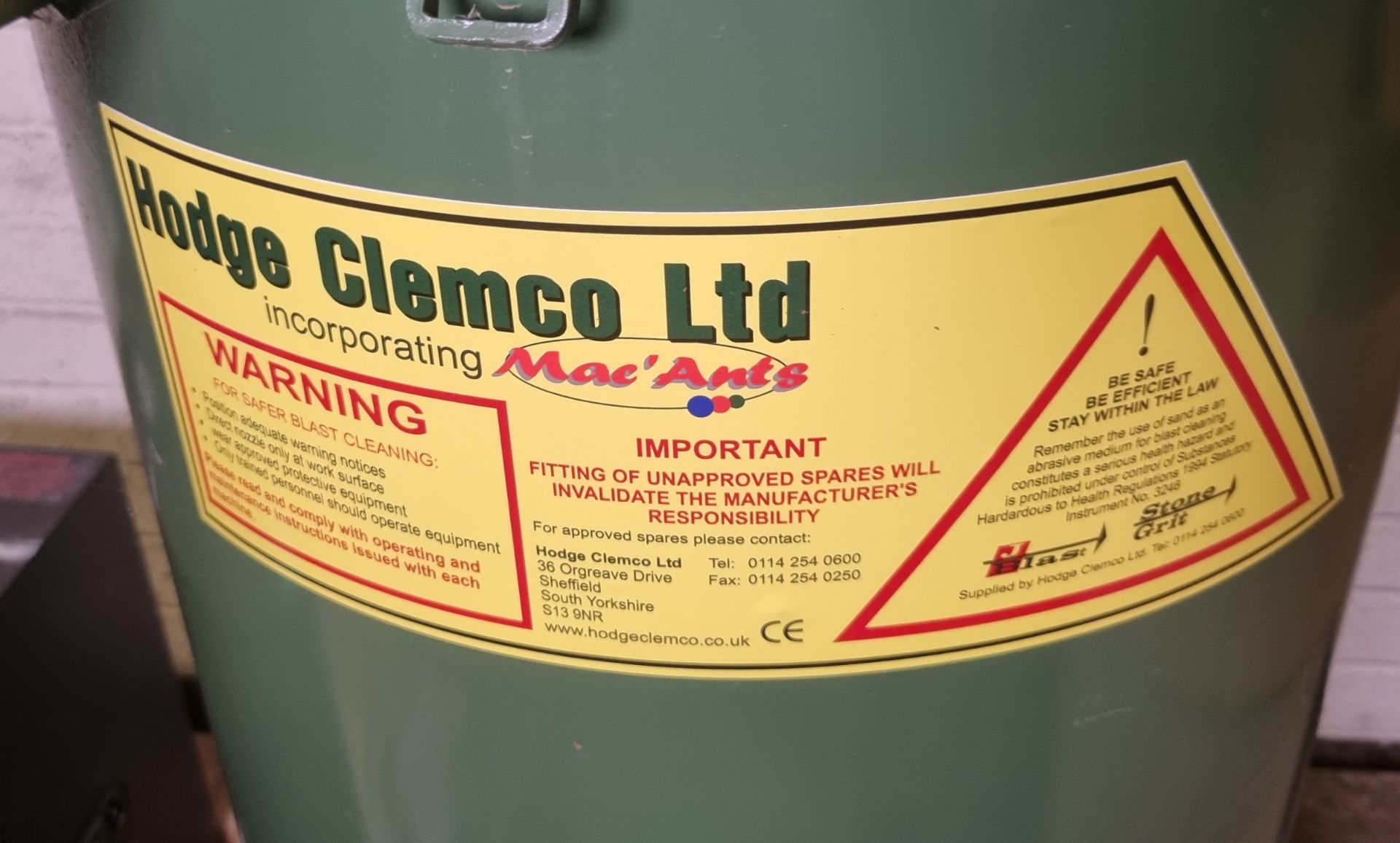 Hodge Clemco blast cabinet dust extractor - Image 4 of 8