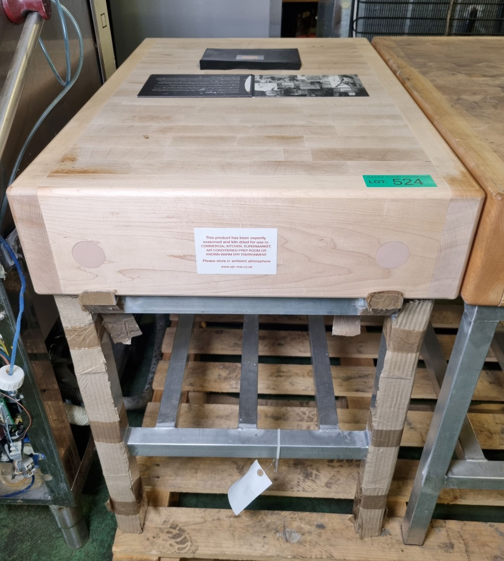 Wooden butchers block on alloy frame - L93 x W62 x H85cm