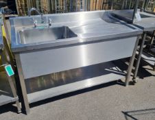 Stainless steel single sink L150 x W70 x H100cm