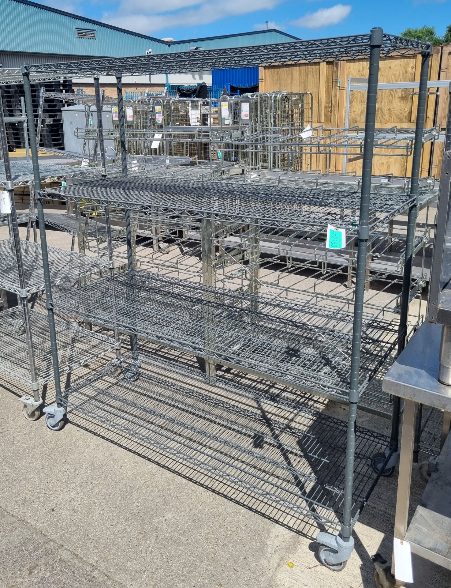 Mobile rack with 4x shelves L151 x W61 x H179cm