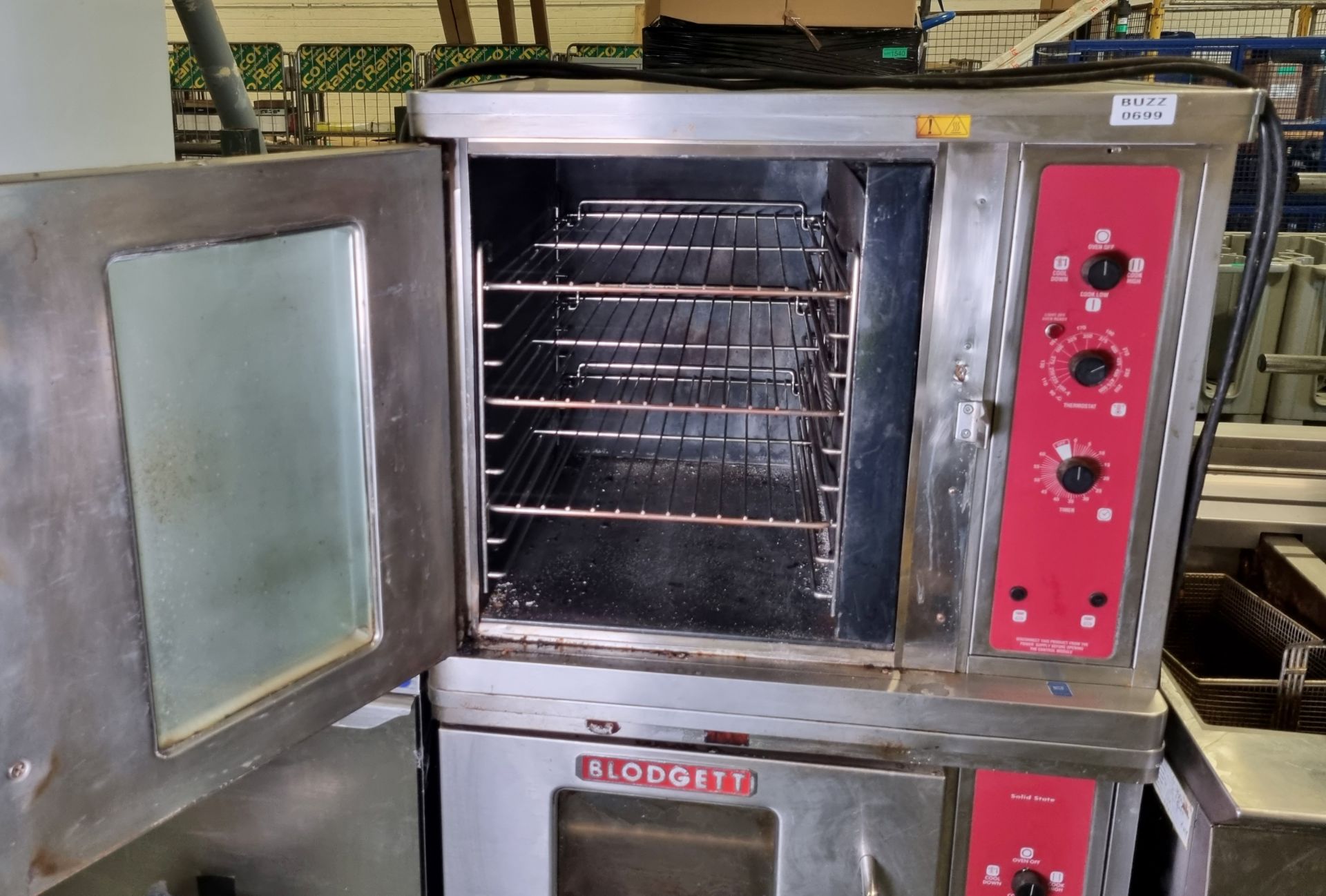 Blodgett CTB-1 Half-size Electric Convection Oven x2 double stacked on wheeled base - 80x65x155 - Image 5 of 6