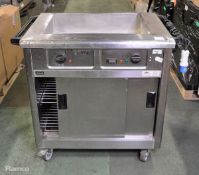 Lincat heated cabinet with bain marie top 100 x 65 x 90