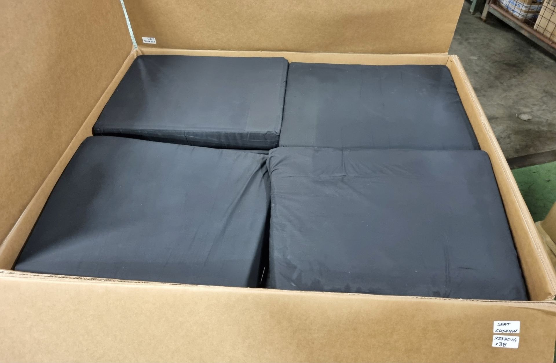 38x Dark blue seat cushions - Image 2 of 4